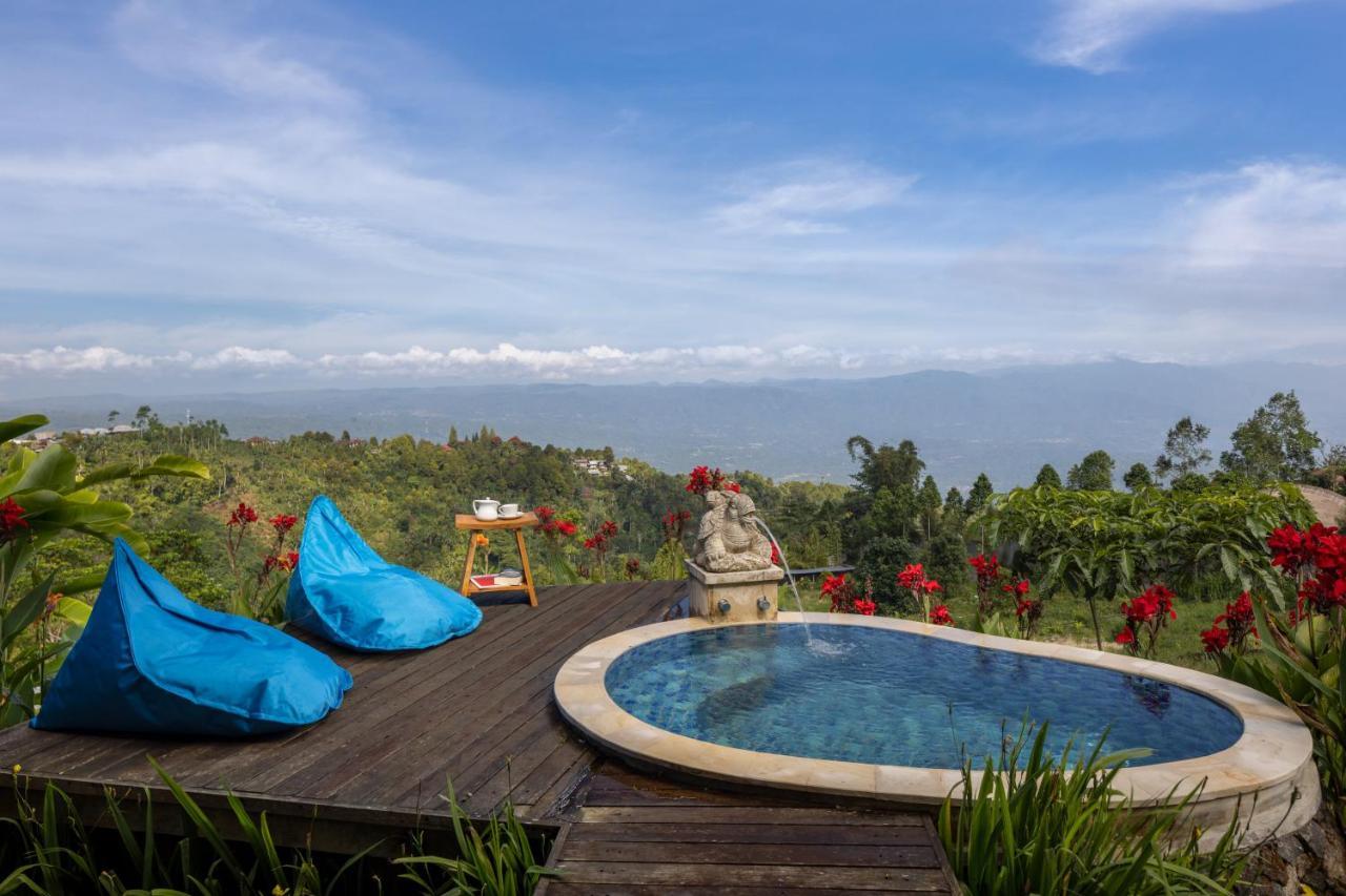 Munduk Tentrem Resort Esterno foto