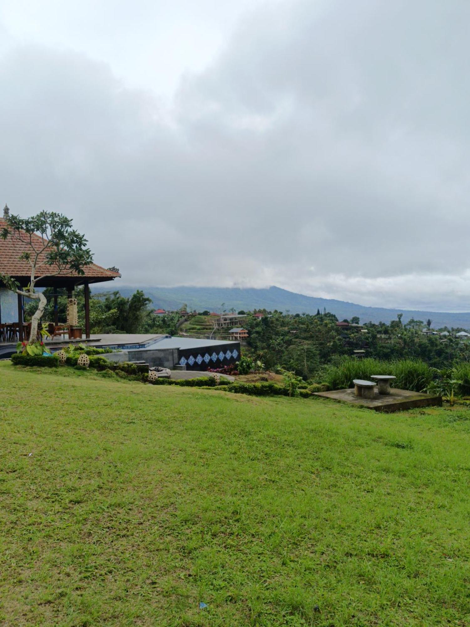 Munduk Tentrem Resort Esterno foto