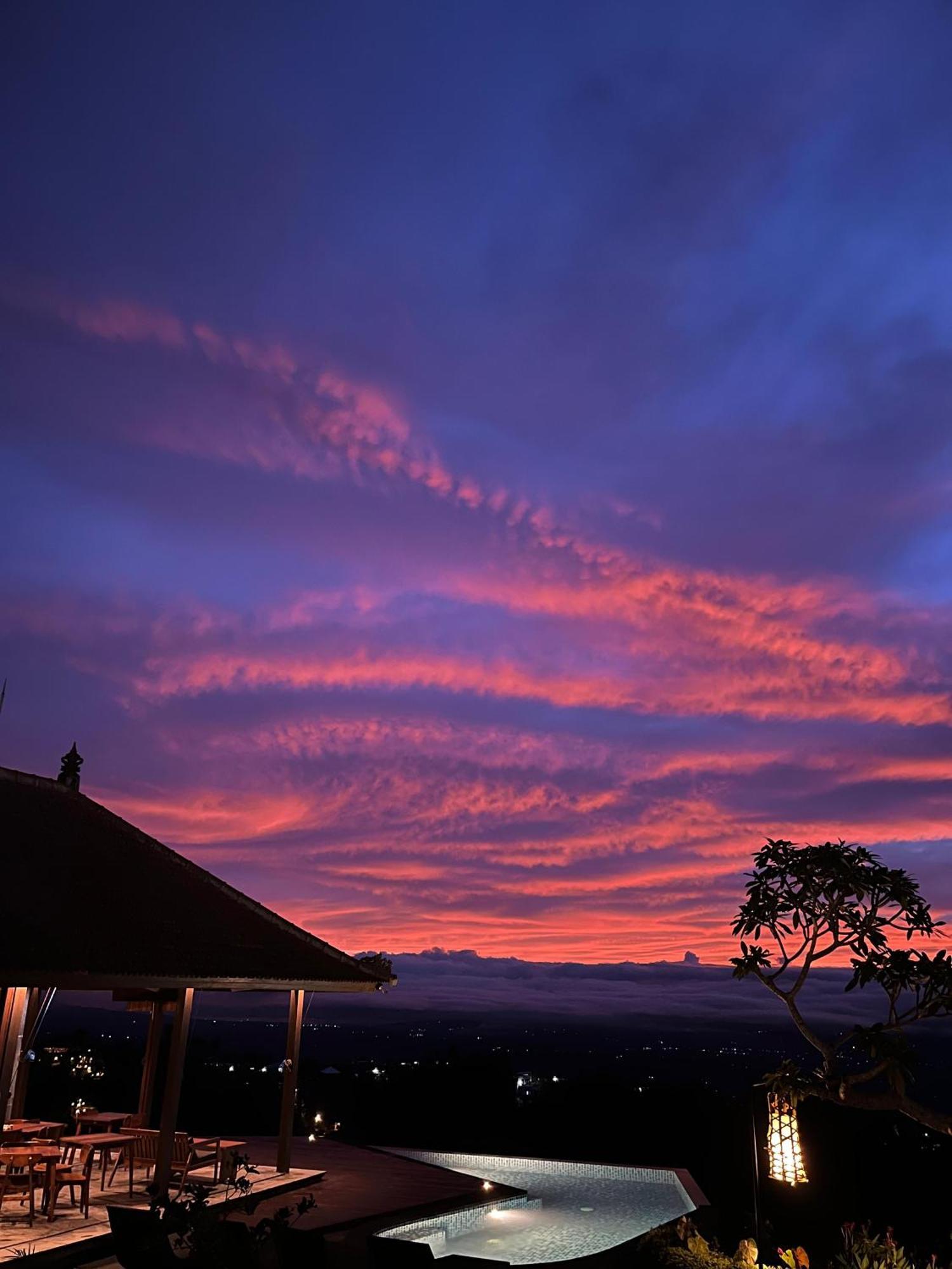 Munduk Tentrem Resort Esterno foto
