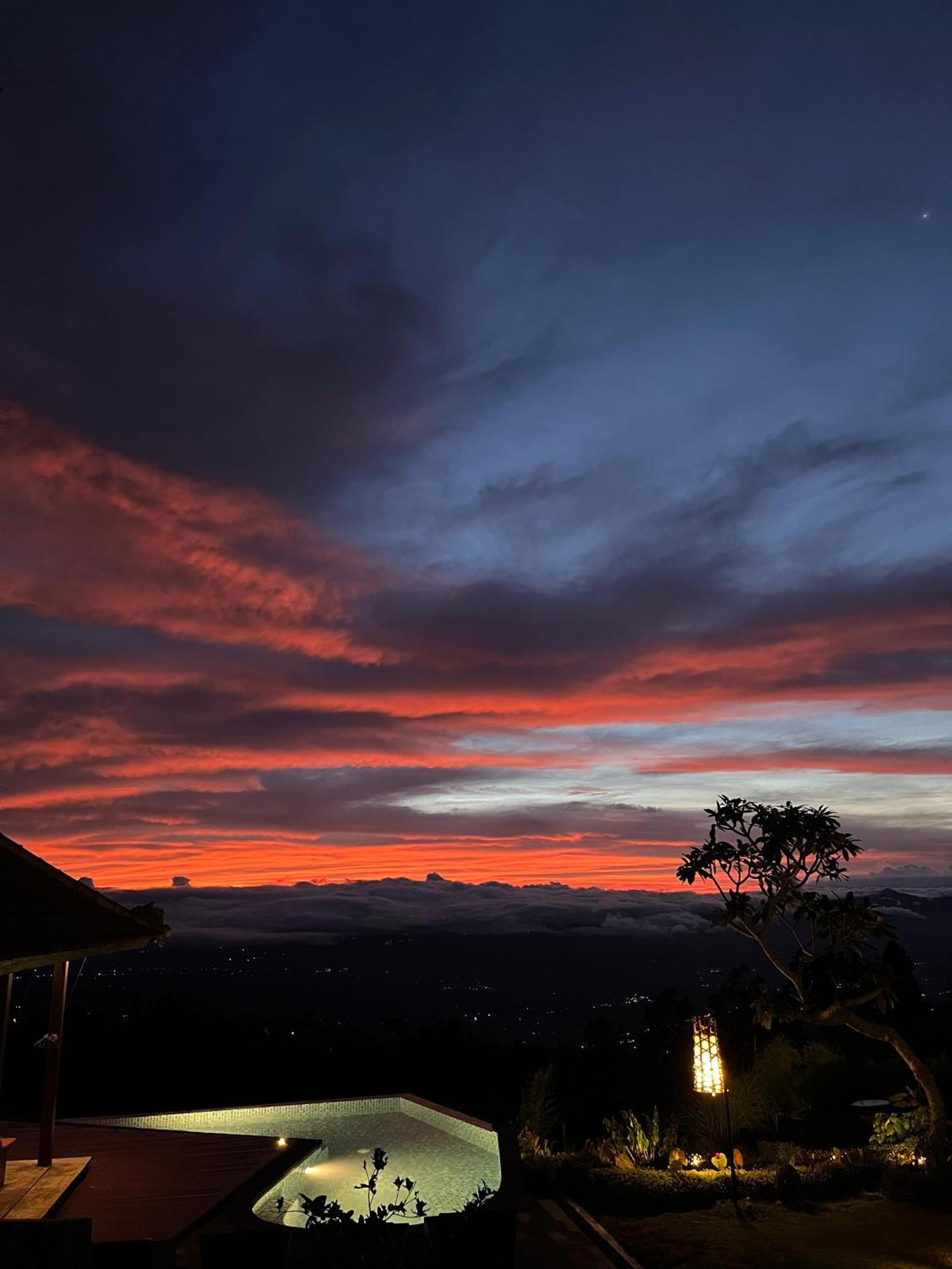 Munduk Tentrem Resort Esterno foto